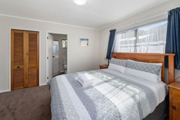 Photo of property in 28 Ruby Place, Pukehangi, Rotorua, 3015