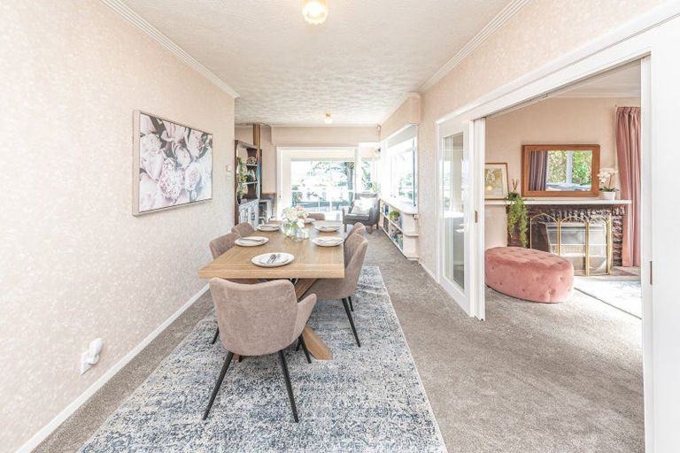 Photo of property in 14 Rawhiti Place, Saint Johns Hill, Whanganui, 4501