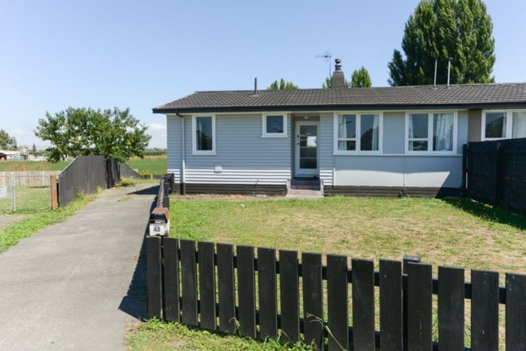 Photo of property in 419-421 Kotuku Street, Camberley, Hastings, 4120