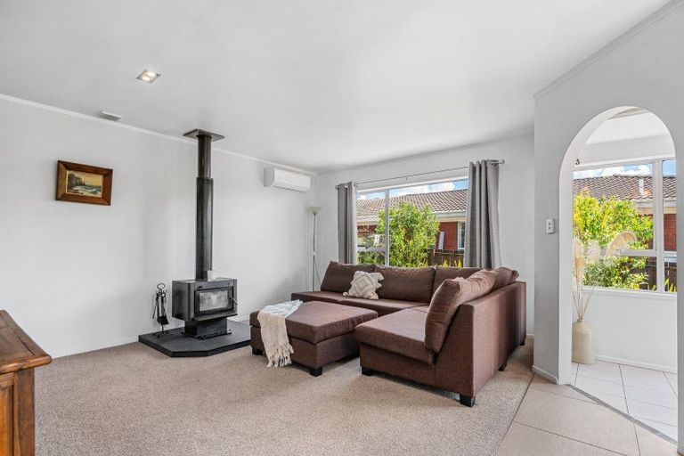 Photo of property in 1/19 Liam Place, Half Moon Bay, Auckland, 2012