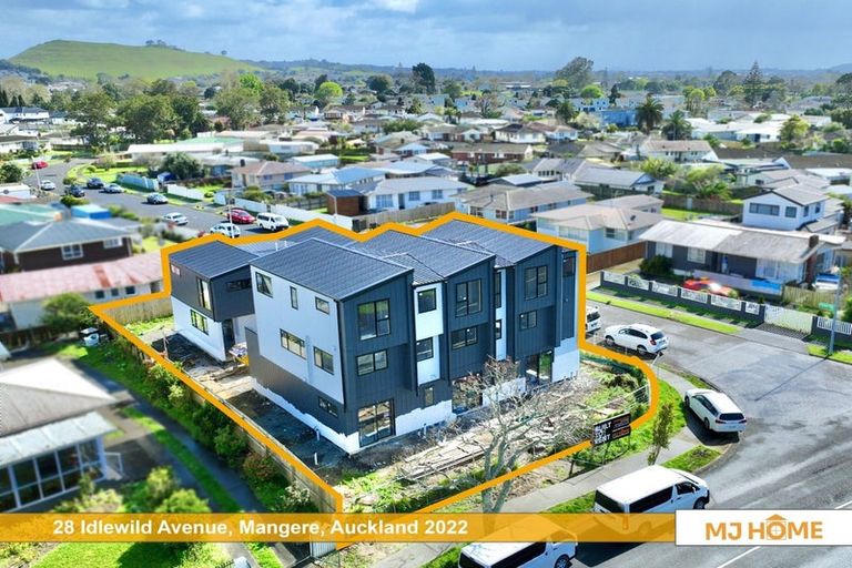 Photo of property in 2d Convair Crescent, Mangere, Auckland, 2022