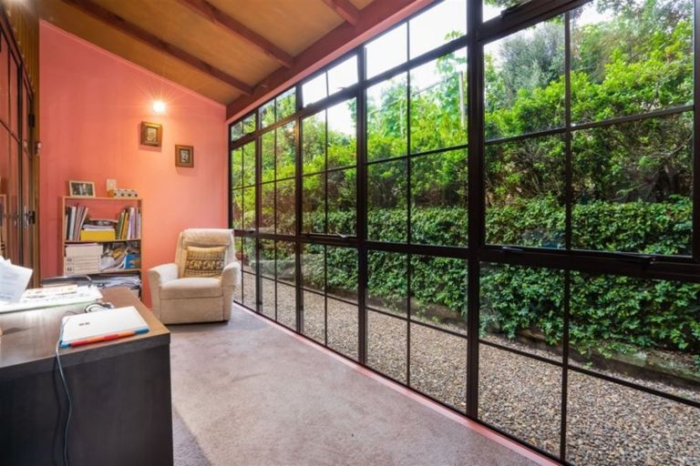 Photo of property in 15 The Glade South, Pukekohe, 2120