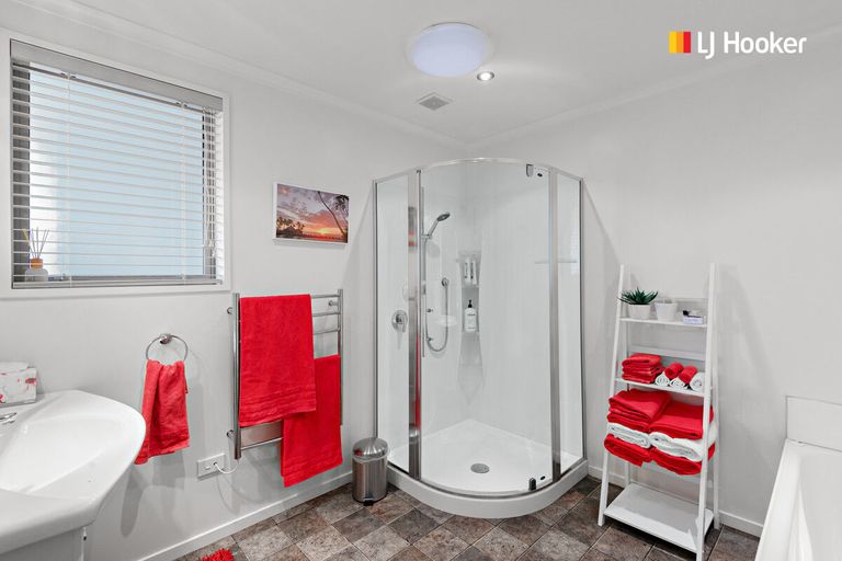 Photo of property in 24 William James Close, Mosgiel, 9024