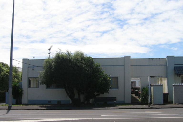 Photo of property in 60 Manukau Road, Epsom, Auckland, 1023