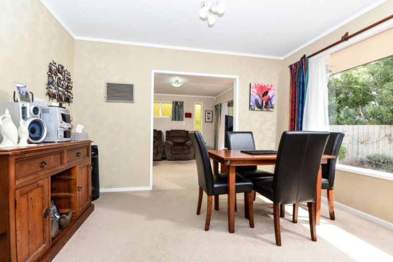 Photo of property in 30 Totara Drive, St Andrews, Hamilton, 3200