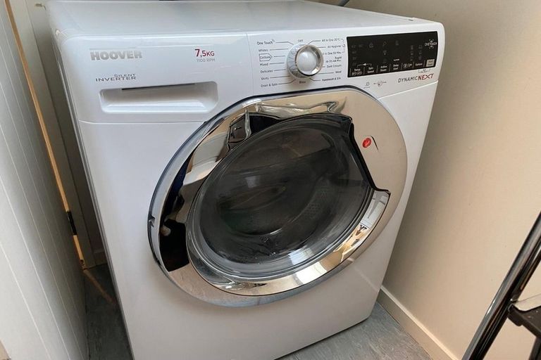 Photo of property in 327 Barbadoes Street, Christchurch Central, Christchurch, 8011