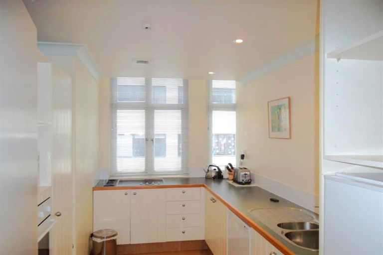 Photo of property in Kelvin House, 4f/16 The Terrace, Wellington Central, Wellington, 6011