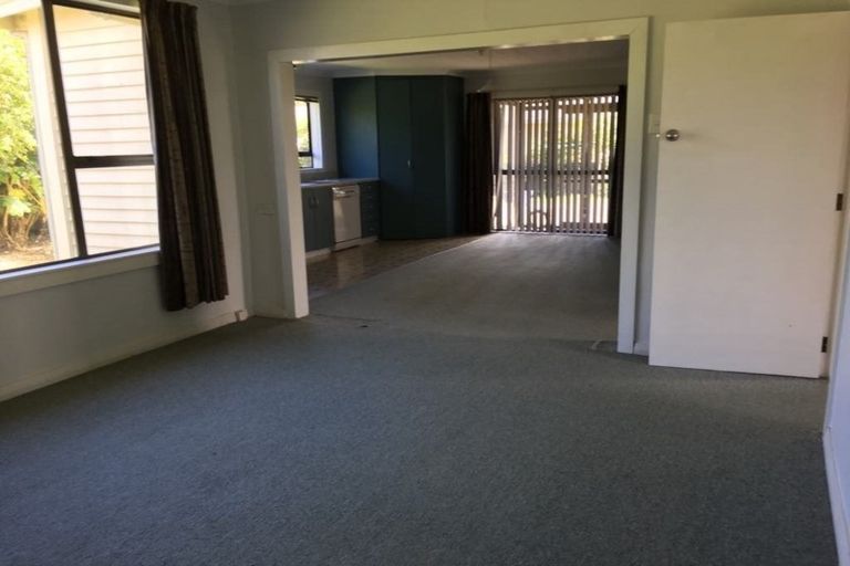 Photo of property in 8 Maire Street, Inglewood, 4330