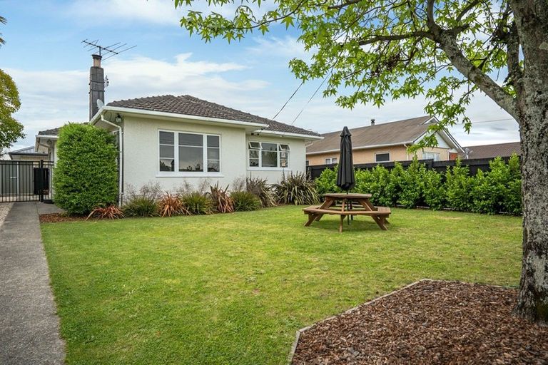 Photo of property in 18 Maitland Avenue, Stoke, Nelson, 7011