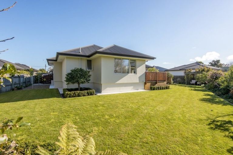 Photo of property in 128 Halswell Junction Road, Halswell, Christchurch, 8025