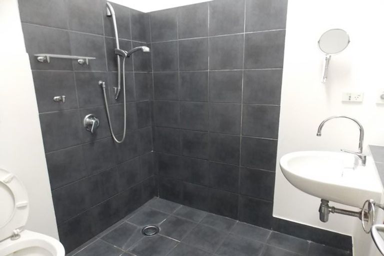 Photo of property in Vicino Apartments, 31/33 Taranaki Street, Te Aro, Wellington, 6011