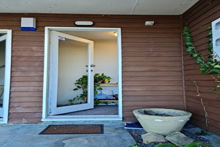 Photo of property in 2 Hornsey Road, Melrose, Wellington, 6023