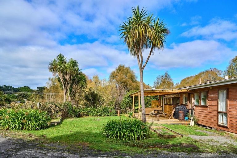 Photo of property in 138 Paekakariki Hill Road, Pauatahanui, Porirua, 5381