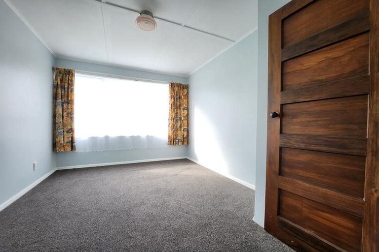 Photo of property in 17 Burcham Street, Taita, Lower Hutt, 5011