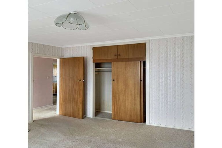 Photo of property in 2 Merton Place, Levin, 5510