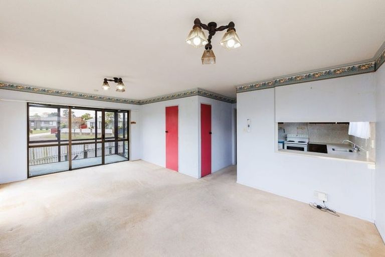 Photo of property in 17 Jupiter Street, Milson, Palmerston North, 4414