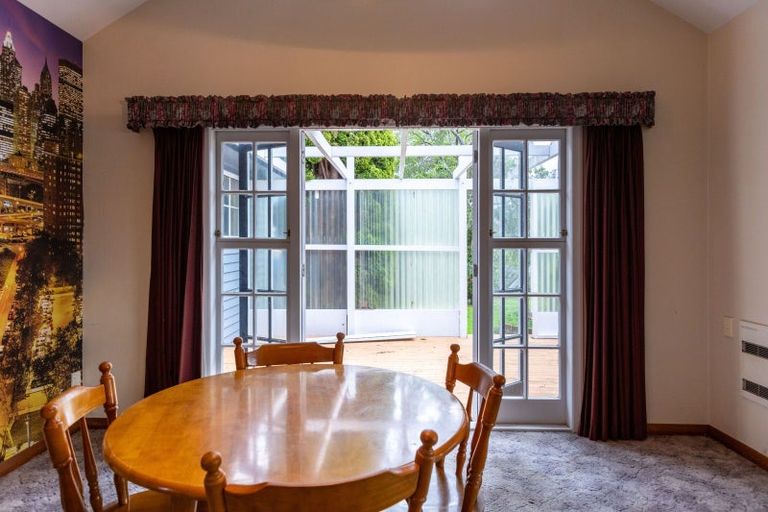 Photo of property in 12 Gertrude Street, Dannevirke, 4930