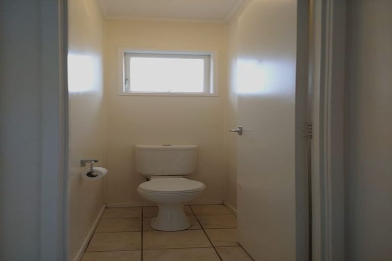 Photo of property in 5 Ashcroft Avenue, Mangere Bridge, Auckland, 2022