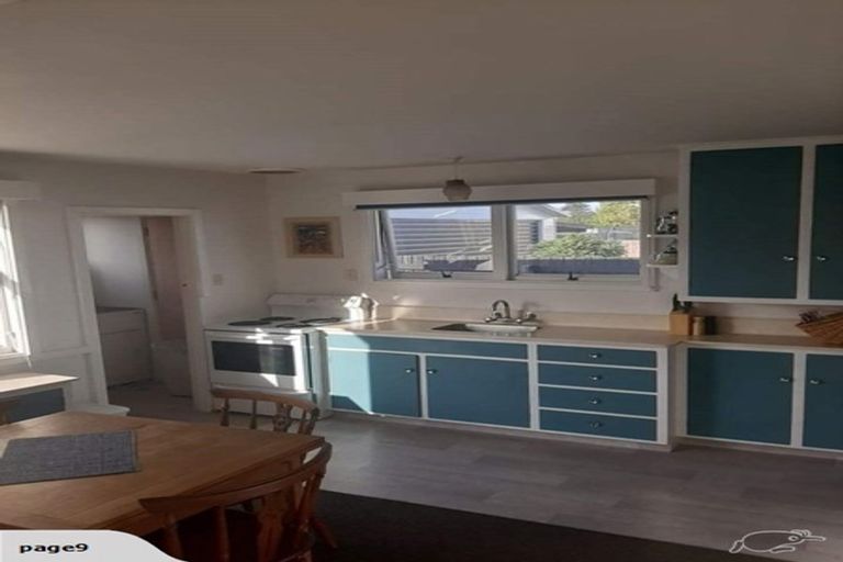 Photo of property in 2/23 Prestons Road, Redwood, Christchurch, 8051