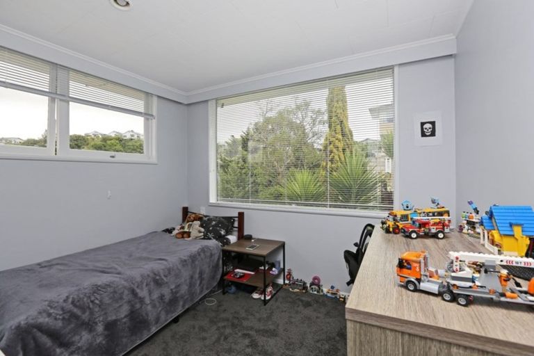 Photo of property in 3 Oliver Road, Hospital Hill, Napier, 4110