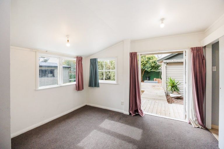 Photo of property in 374 College Street, Hokowhitu, Palmerston North, 4410