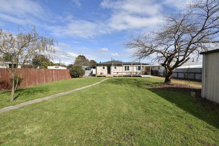 Photo of property in 2 Philip Street, Carterton, 5713