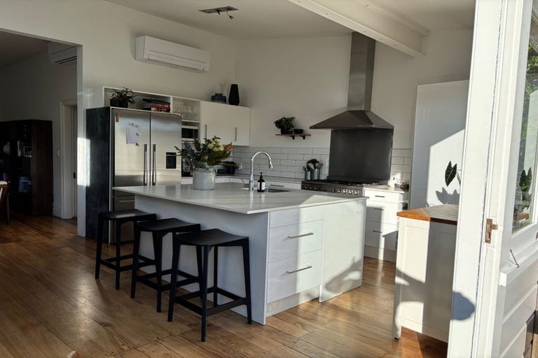 Photo of property in 92 Coromandel Street, Newtown, Wellington, 6021