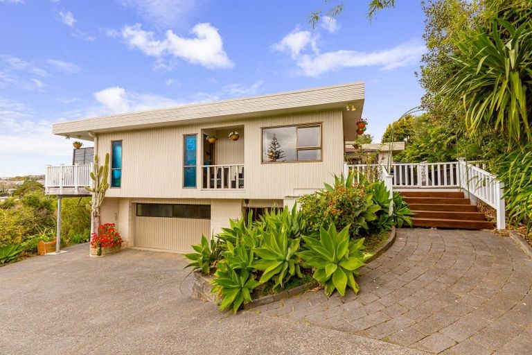 Photo of property in 2/22 Hastings Road, Mairangi Bay, Auckland, 0630