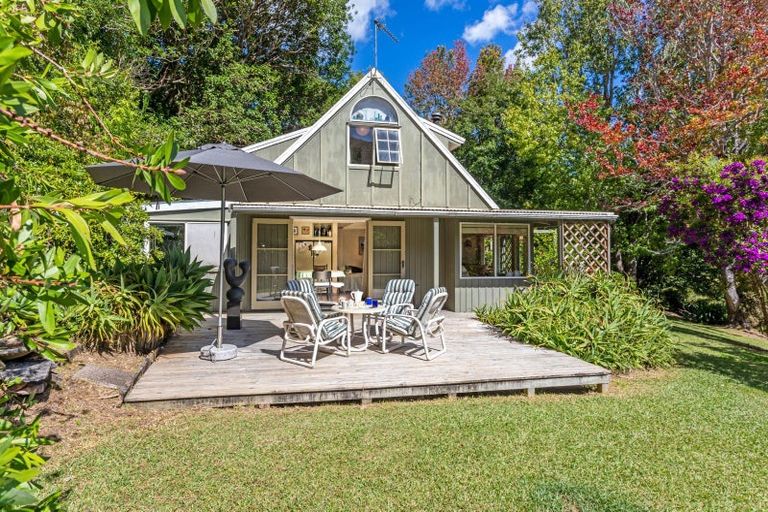 Photo of property in 79 Woods Road South, Colville, Coromandel, 3584
