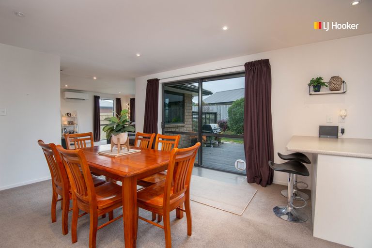 Photo of property in 12 Saint James Place, Fairfield, Dunedin, 9018