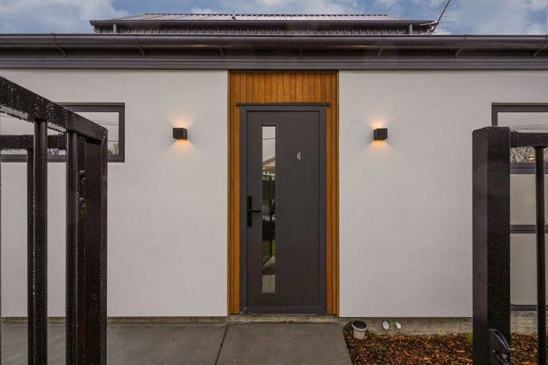 Photo of property in 4/2 Everard Street, Somerfield, Christchurch, 8024