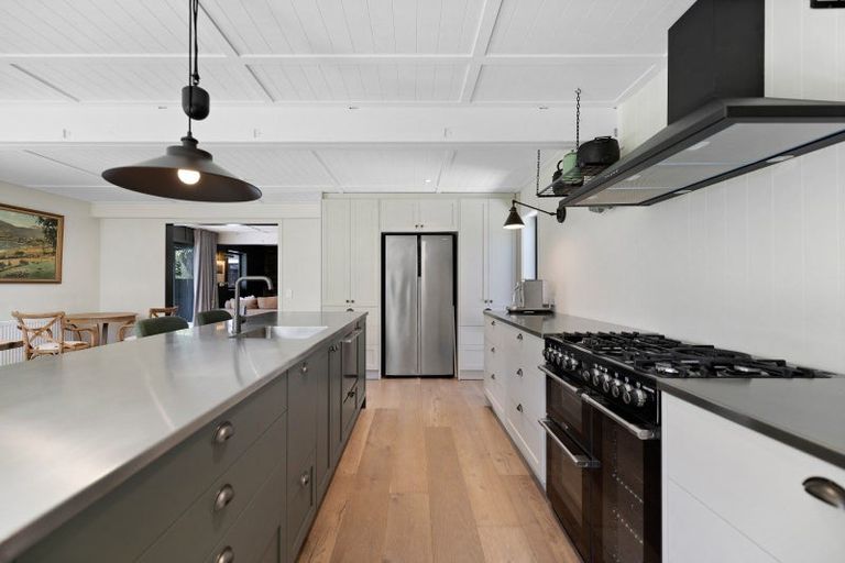 Photo of property in 1 Thames Street, Arrowtown, 9302