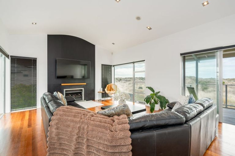 Photo of property in 9 Neptune Place, Waimairi Beach, Christchurch, 8083