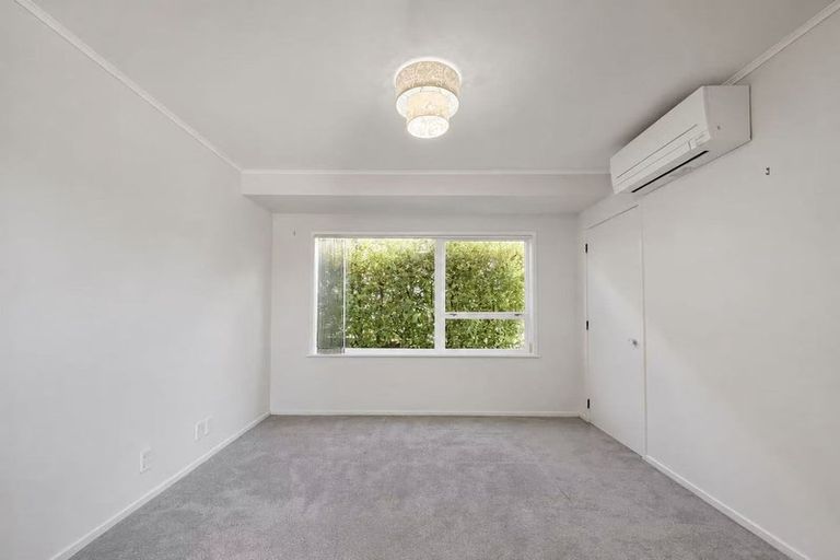 Photo of property in 32 Galaxy Drive, Mairangi Bay, Auckland, 0630