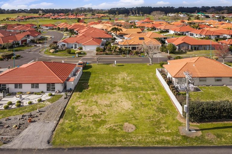 Photo of property in 7 Ballantyne Way, Aongatete, 3178