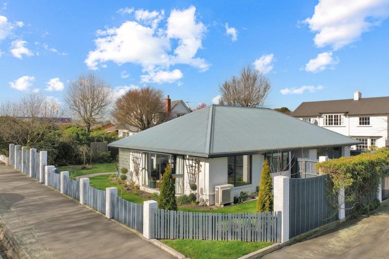 Photo of property in 21 Mona Square, Ashburton, 7700