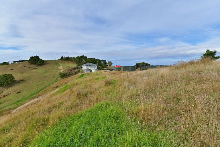 Photo of property in 290 Shanks Road, Helensville, 0875
