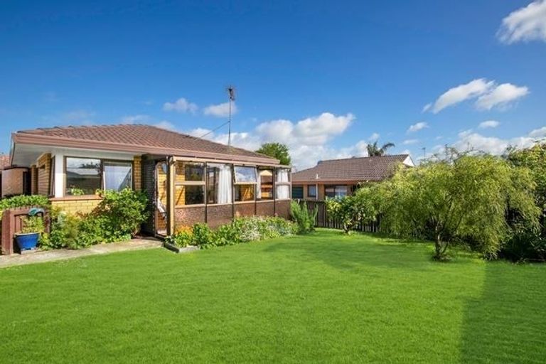 Photo of property in 1/13 Menary Street, Papakura, 2110