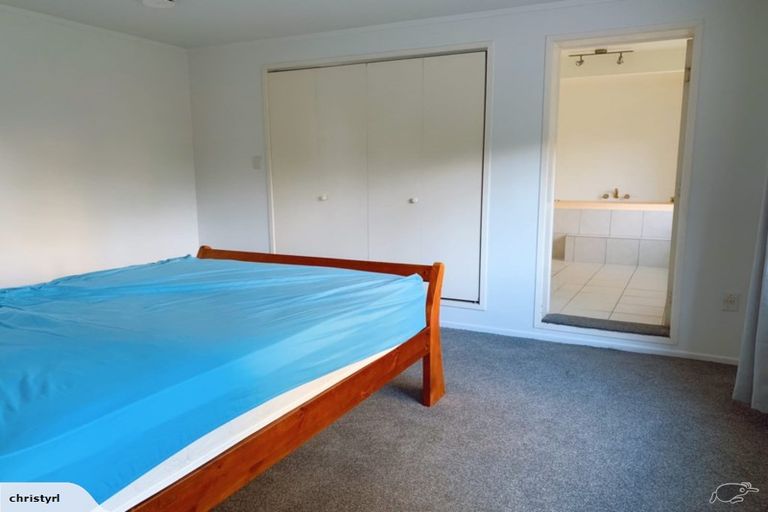 Photo of property in 1/58 Channel View Road, Campbells Bay, Auckland, 0630