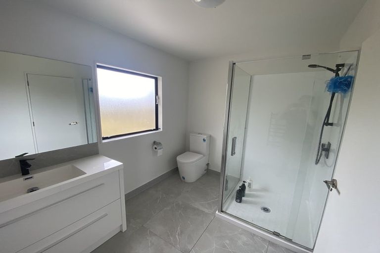 Photo of property in 1/3 Ceramco Place, Torbay, Auckland, 0630