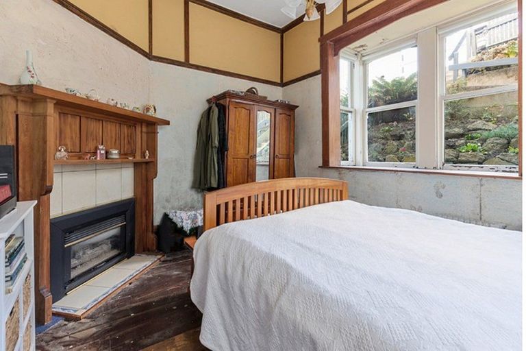 Photo of property in 106 Britomart Street, Berhampore, Wellington, 6023