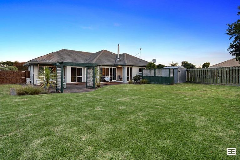 Photo of property in 43 Jasmine Place, Mount Maunganui, 3116