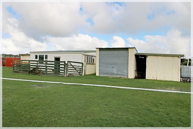 Photo of property in 212 Motuiti Road, Foxton, 4891