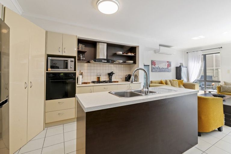 Photo of property in 75 Nautilus Drive, Gulf Harbour, Whangaparaoa, 0930