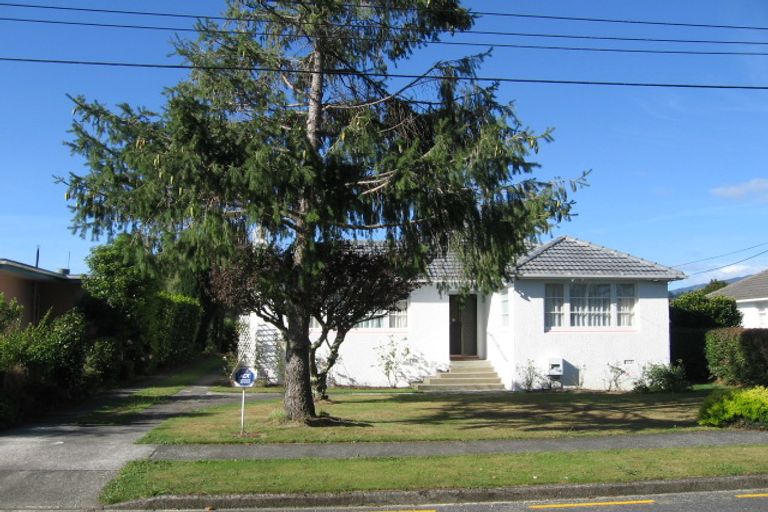 Photo of property in 3 Raukawa Grove, Trentham, Upper Hutt, 5018