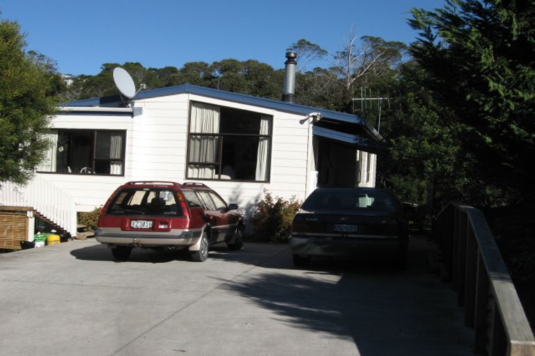 Photo of property in 24 Pomare Road, Russell, 0202