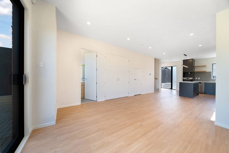 Photo of property in 23 Puhikawa Street, Massey, 0614