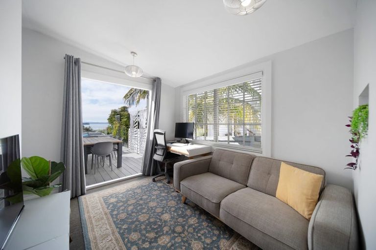 Photo of property in 15 Sea View Terrace, Cockle Bay, Auckland, 2014