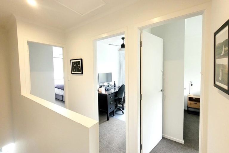 Photo of property in 3 Holystone Road, Whitby, Porirua, 5024