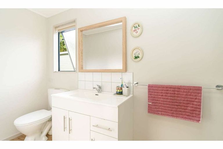 Photo of property in 87d Wiroa Road, Kerikeri, 0293